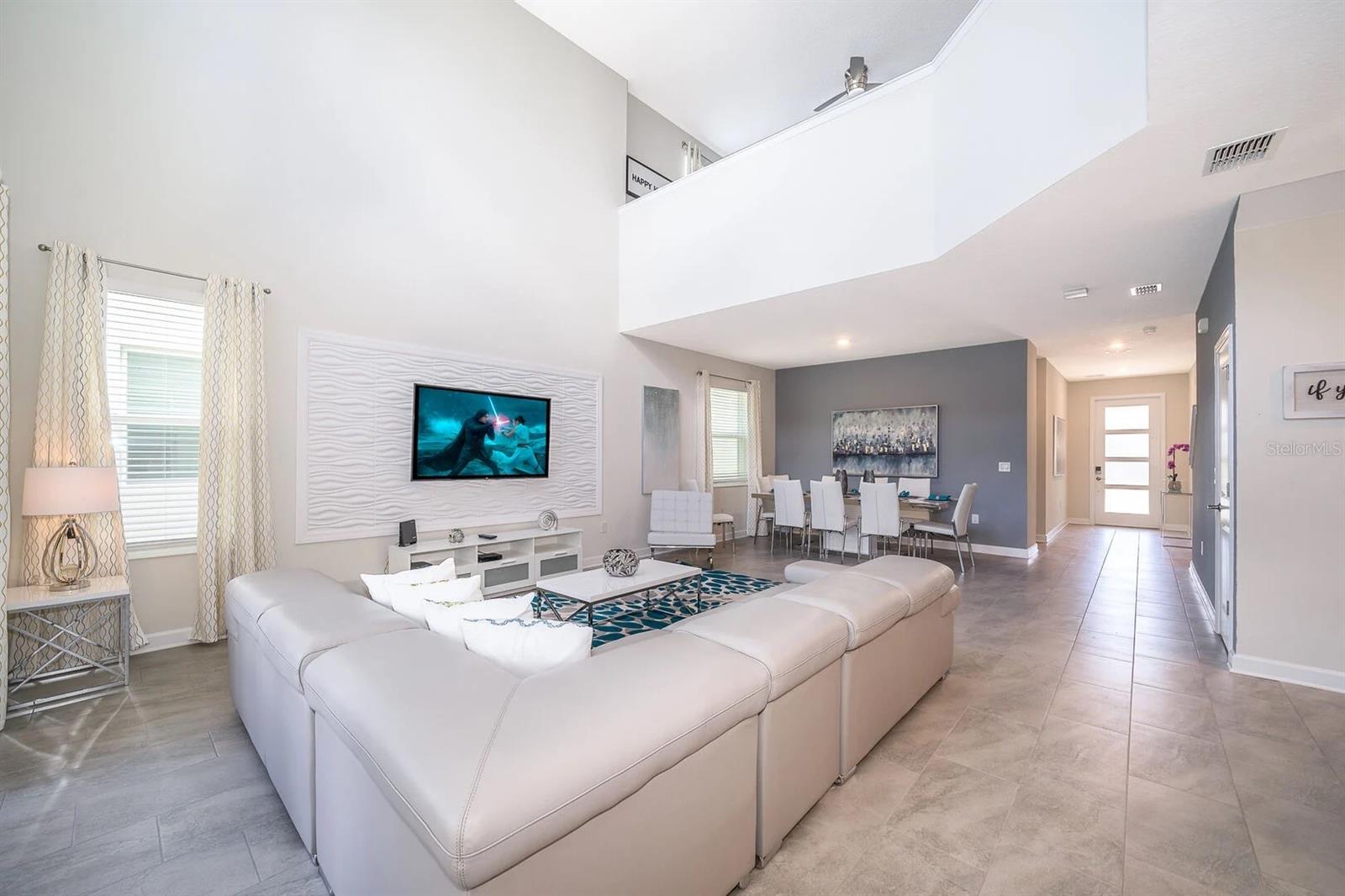 STOREY LAKE - Residential