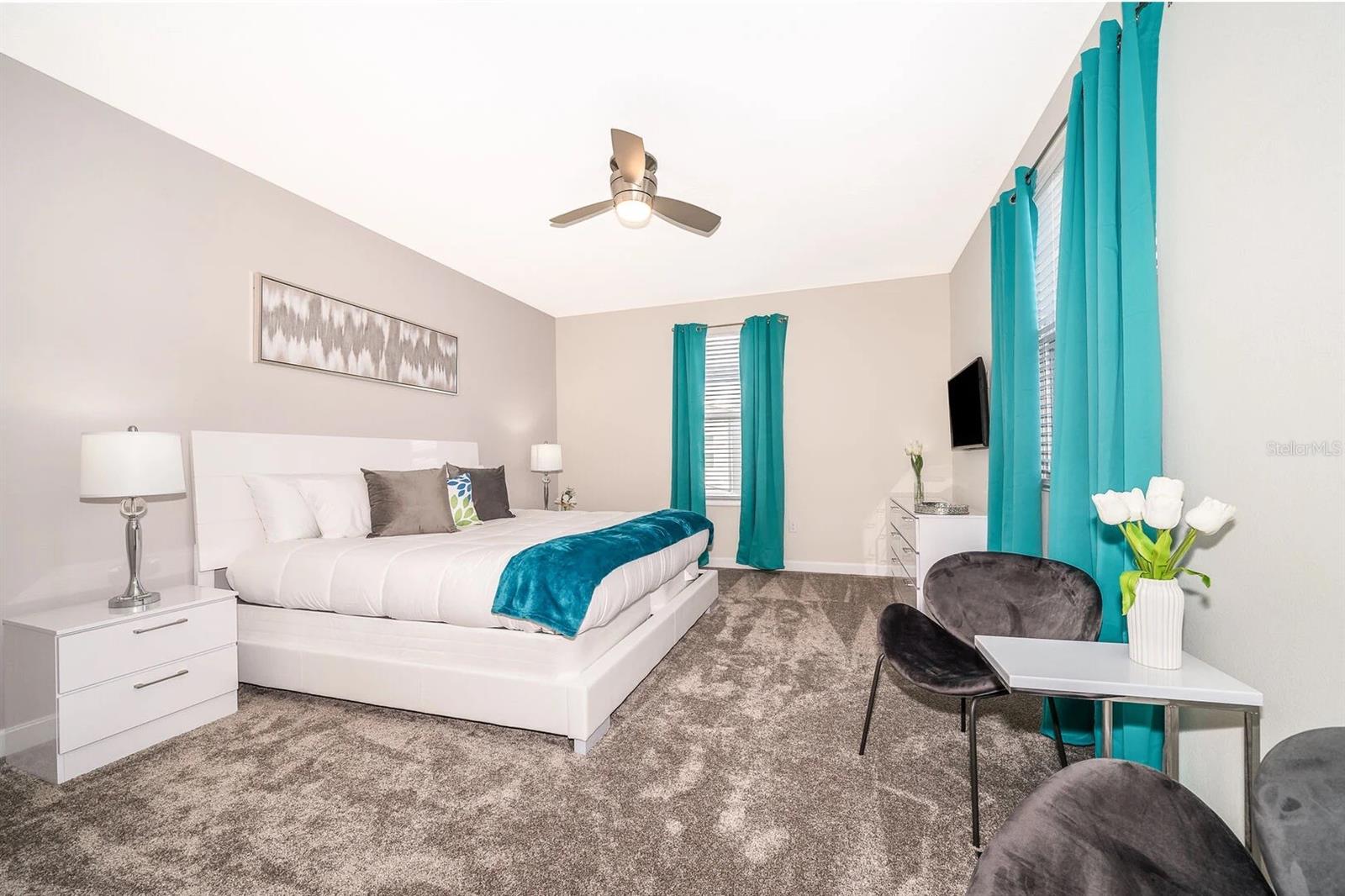 STOREY LAKE - Residential