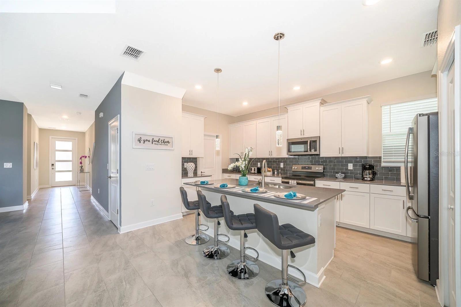 STOREY LAKE - Residential