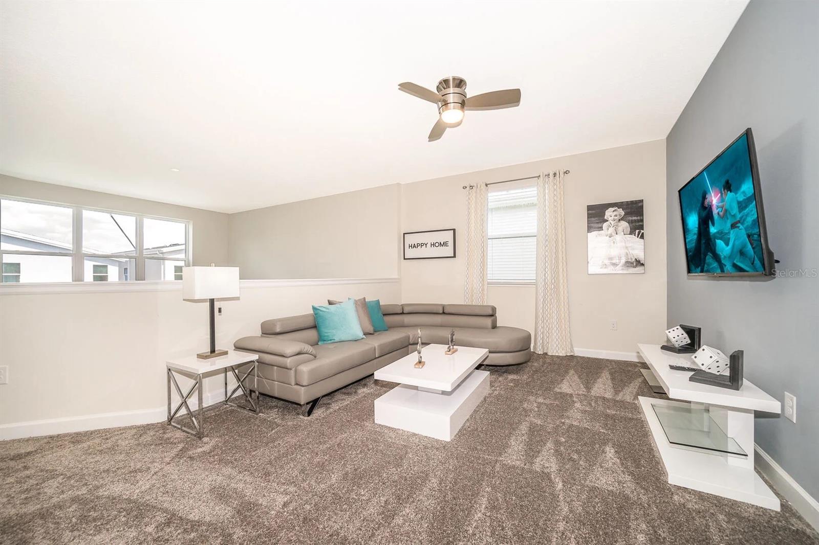 STOREY LAKE - Residential