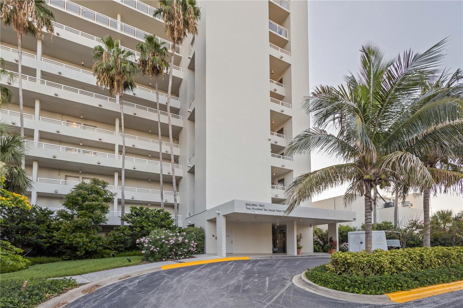 INN ON THE BEACH PH I - Residential