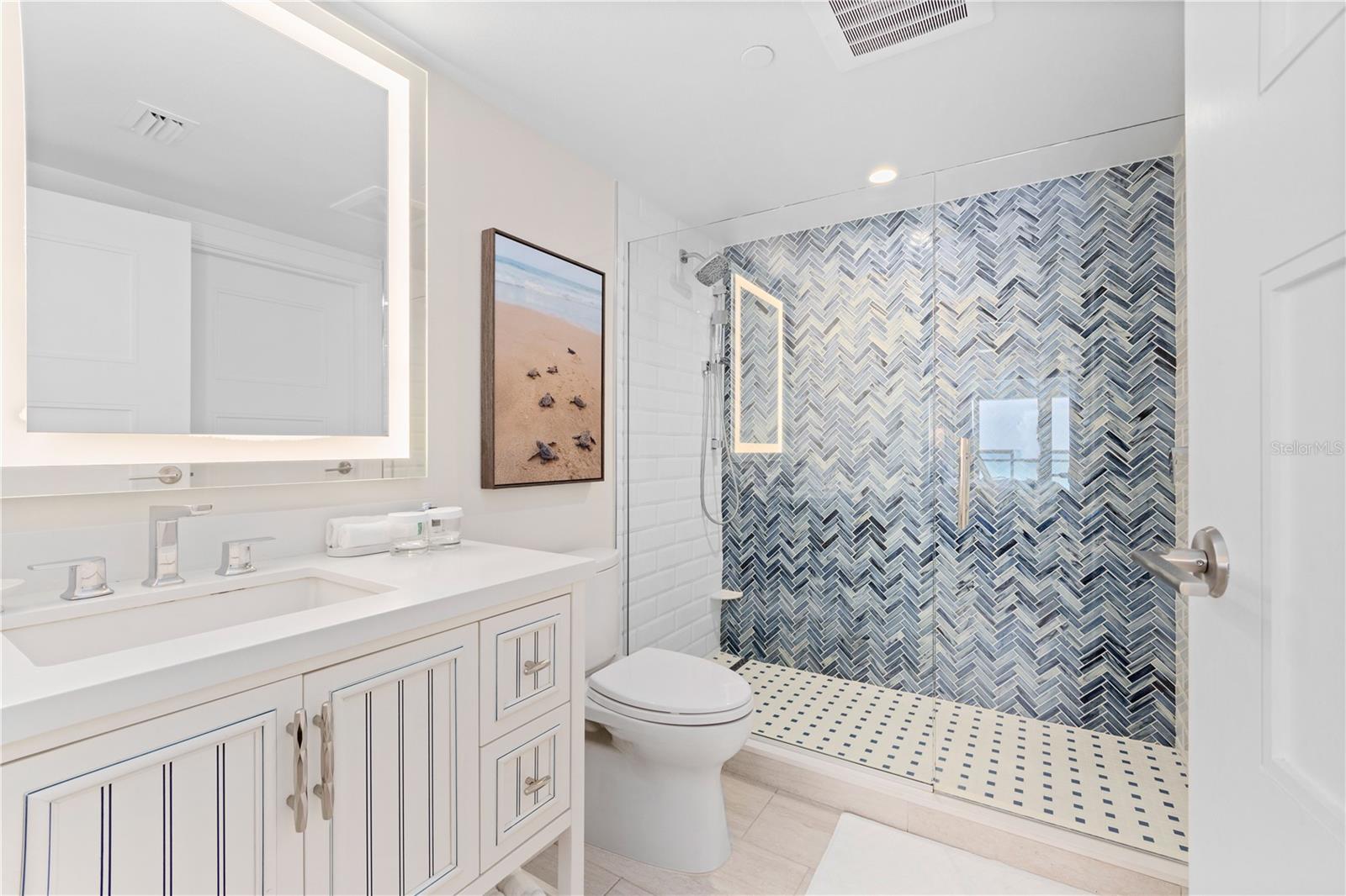 INN ON THE BEACH PH I - Residential