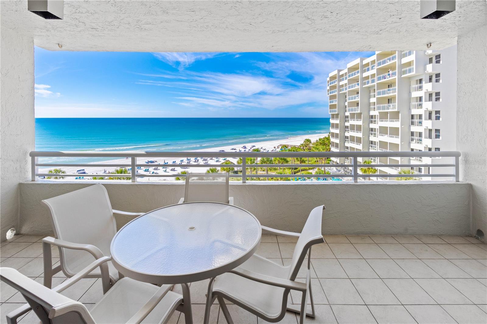 INN ON THE BEACH PH I - Residential