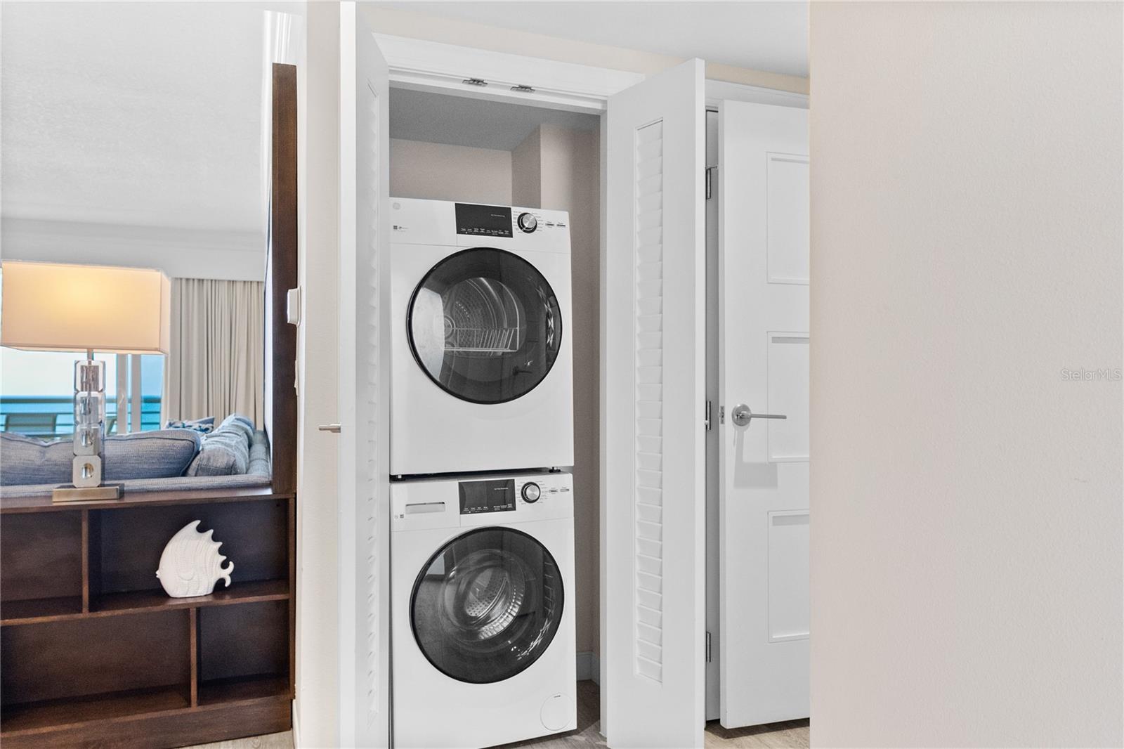 INN ON THE BEACH PH I - Residential