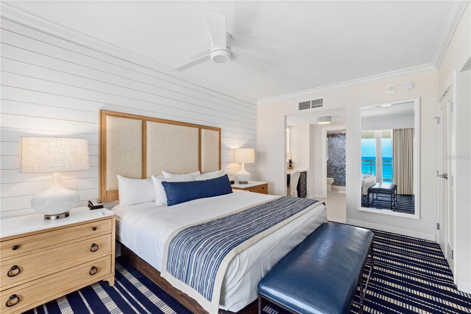 INN ON THE BEACH PH I - Residential