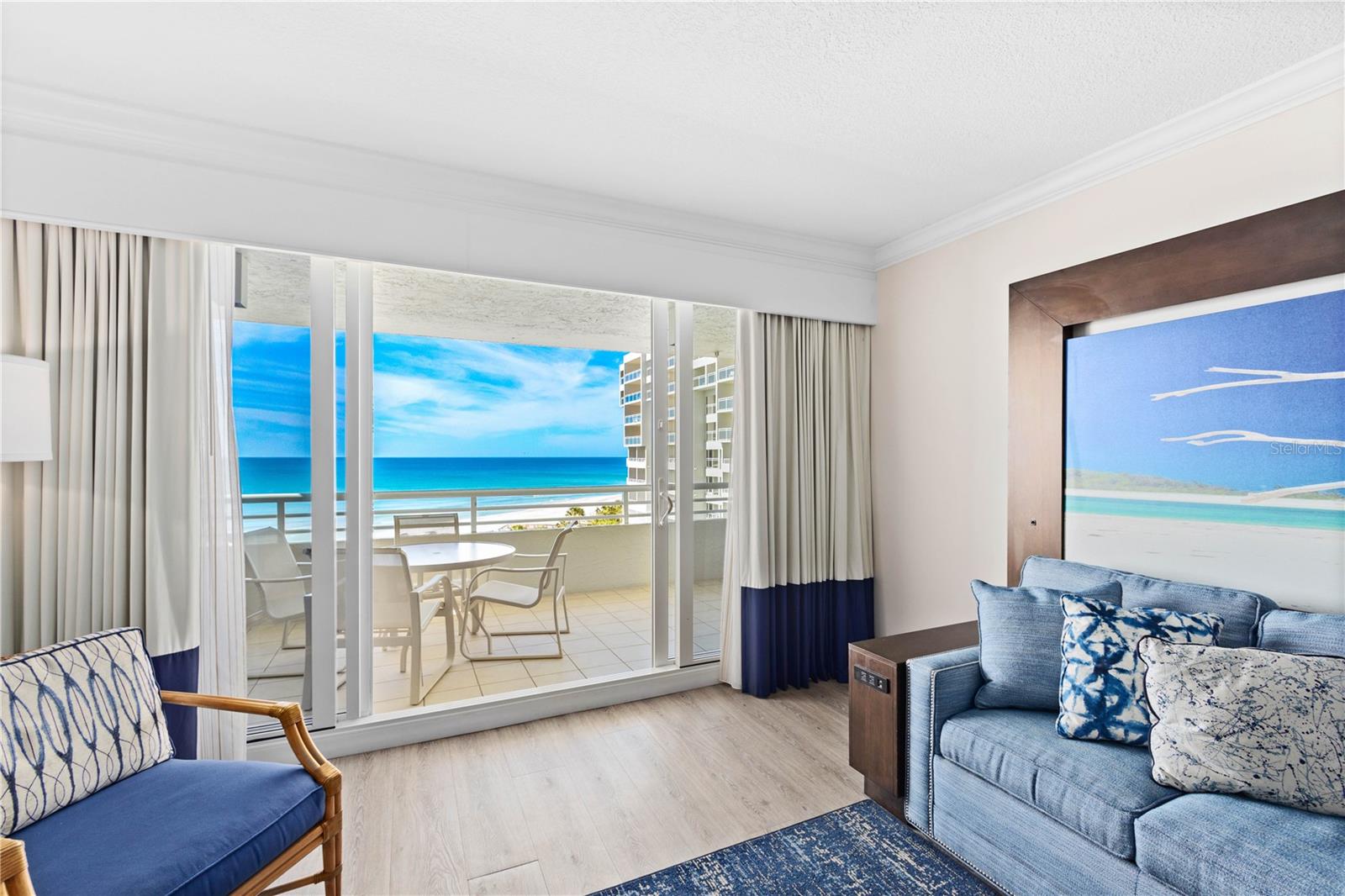 INN ON THE BEACH PH I - Residential