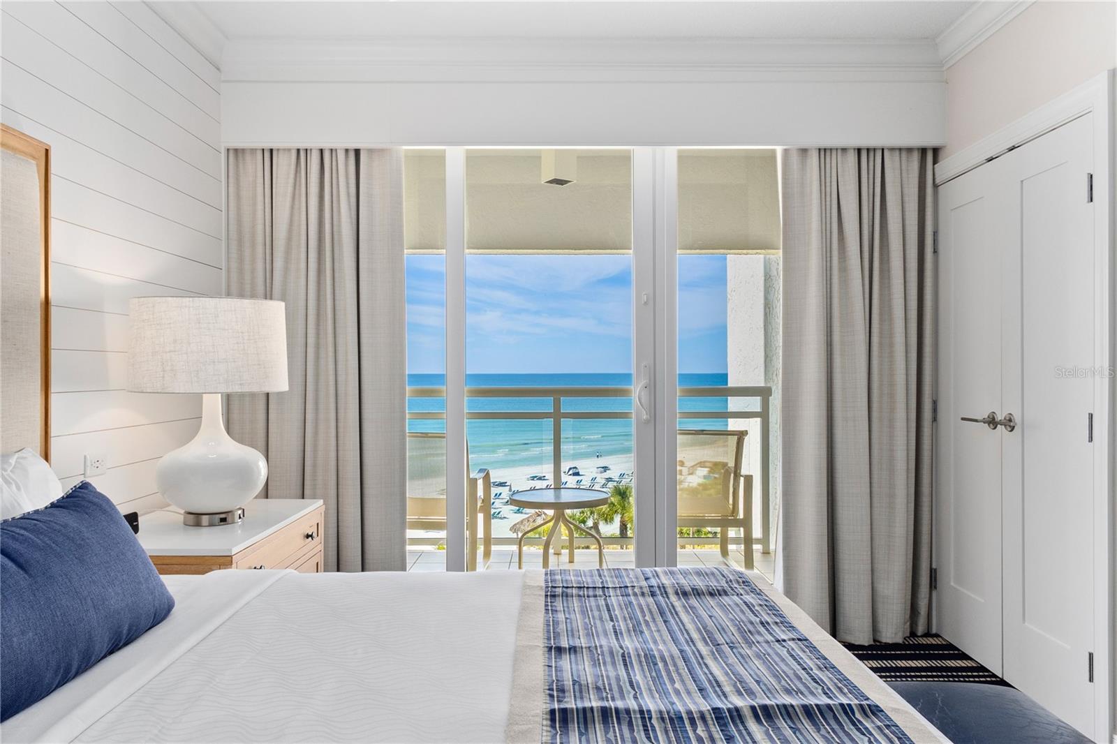 INN ON THE BEACH PH I - Residential