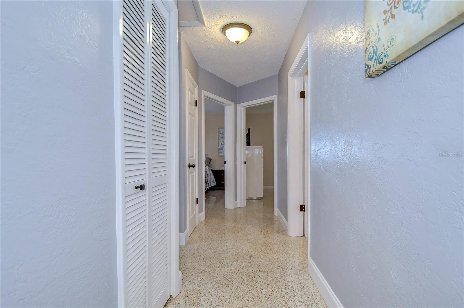 WESTGATE HEIGHTS SOUTH - Residential Lease