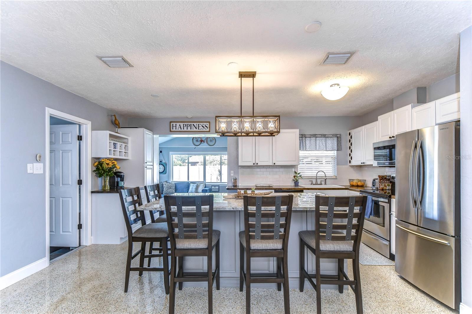 WESTGATE HEIGHTS SOUTH - Residential Lease