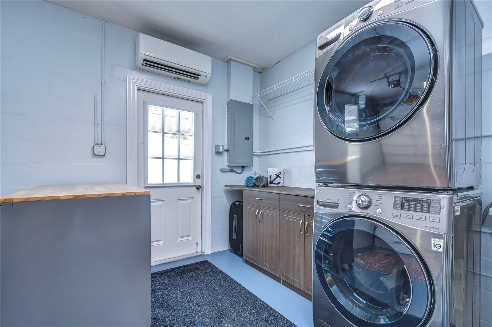 WESTGATE HEIGHTS SOUTH - Residential Lease