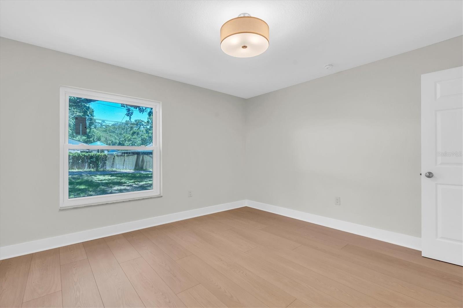 ROOSEVELT GROVES - Residential
