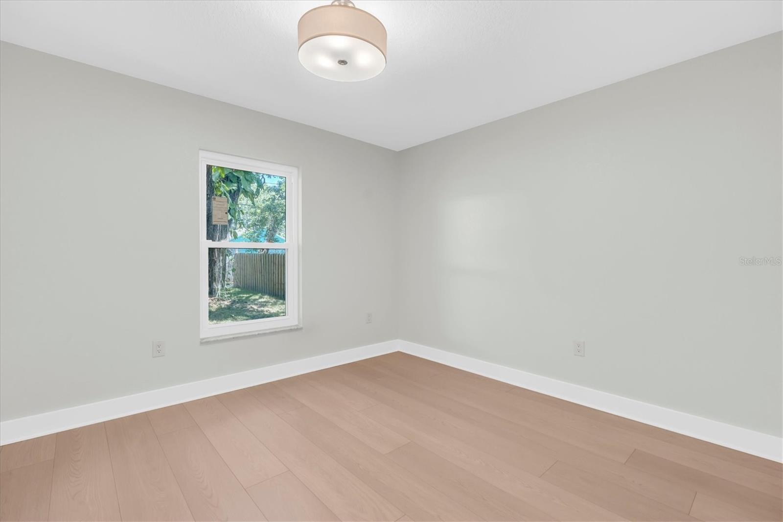 ROOSEVELT GROVES - Residential