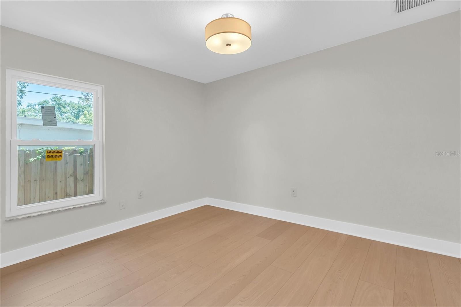 ROOSEVELT GROVES - Residential