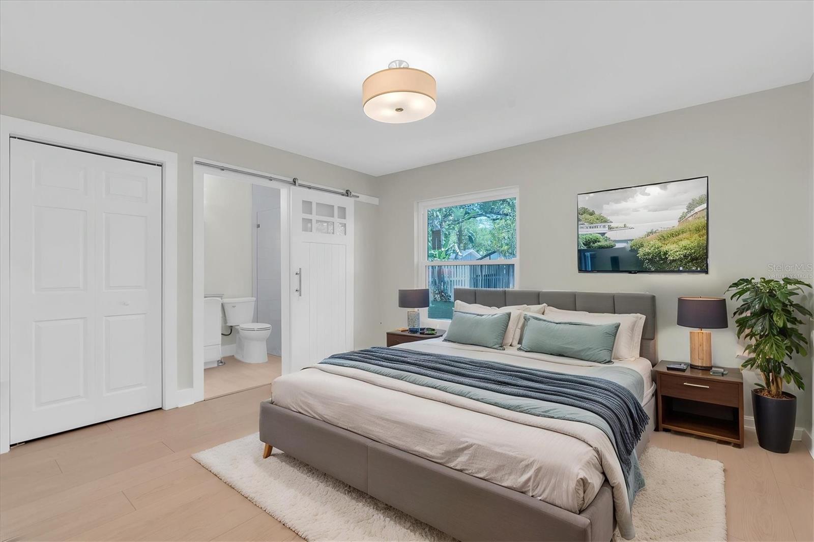 ROOSEVELT GROVES - Residential