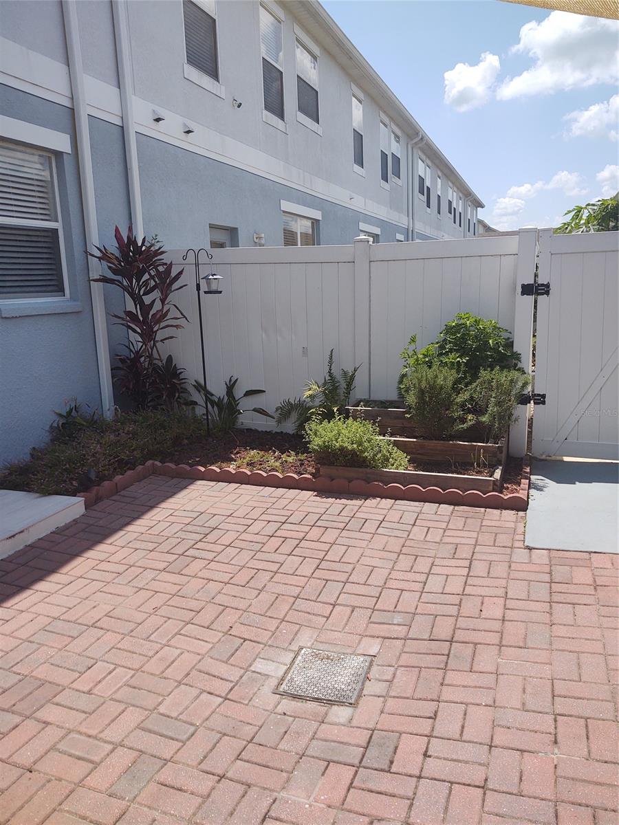 Parkview at Lakeshore - Residential