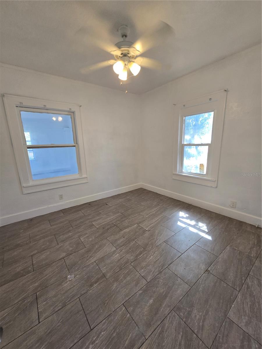 LAKEVIEW HEIGHTS - Residential