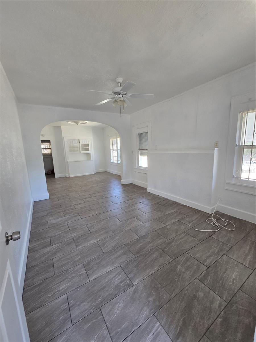 LAKEVIEW HEIGHTS - Residential