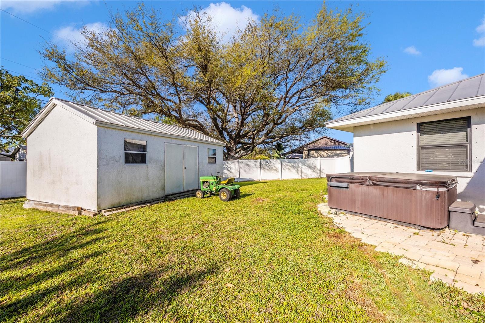 2126 - ENGLEWOOD HEIGHTS SOUTH - Residential