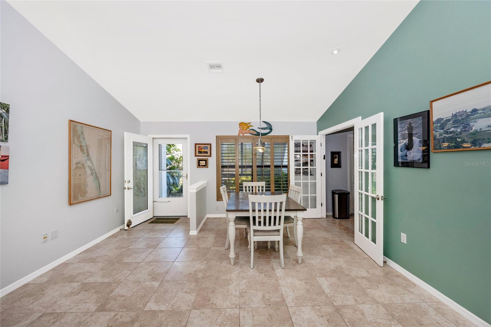 2126 - ENGLEWOOD HEIGHTS SOUTH - Residential