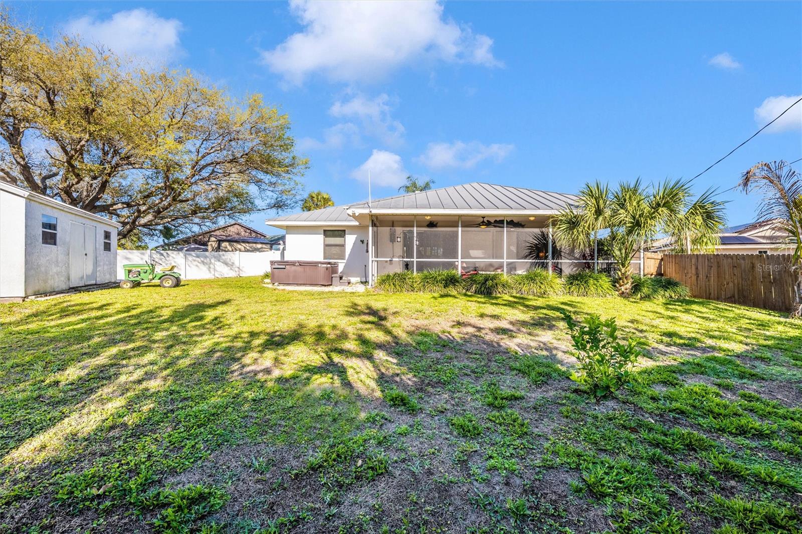 2126 - ENGLEWOOD HEIGHTS SOUTH - Residential