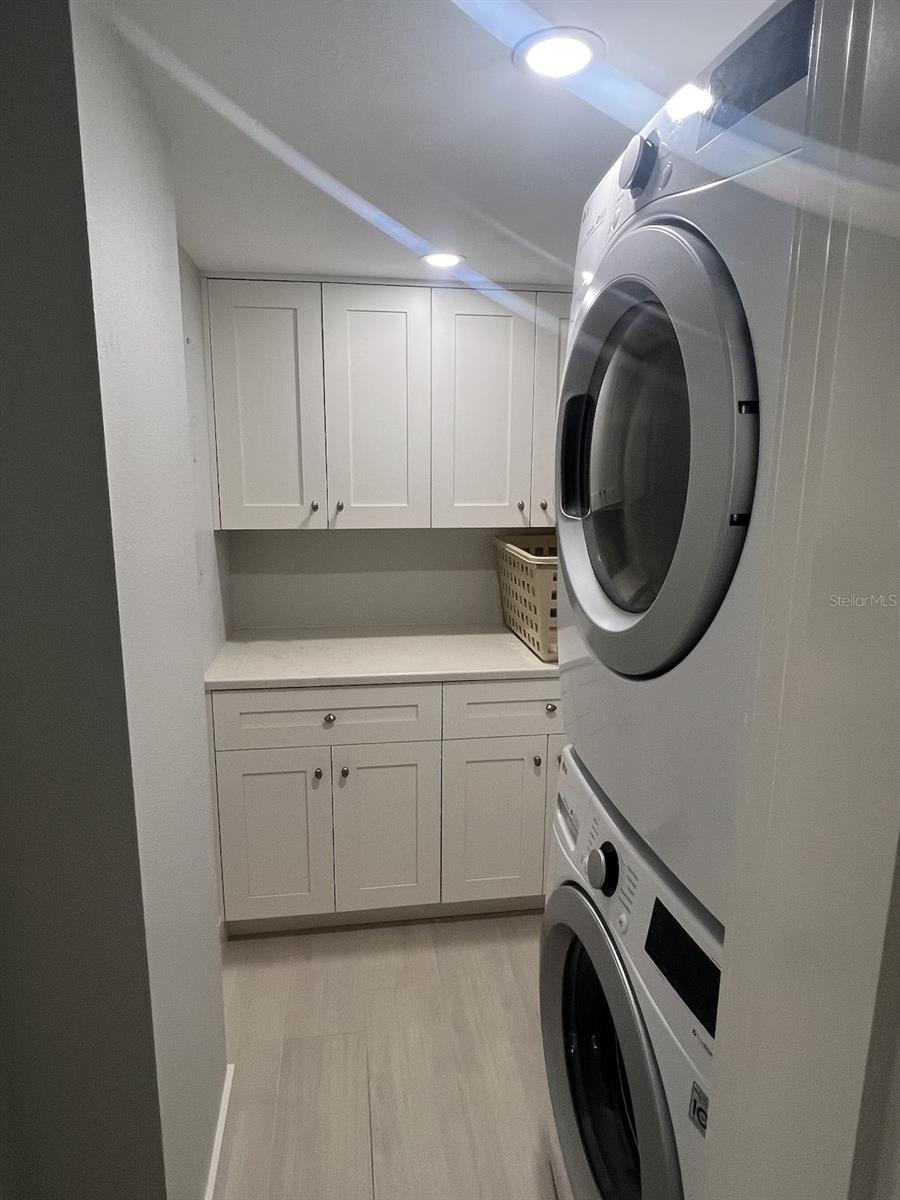 GULF & BAY CLUB PH 6 - Residential Lease