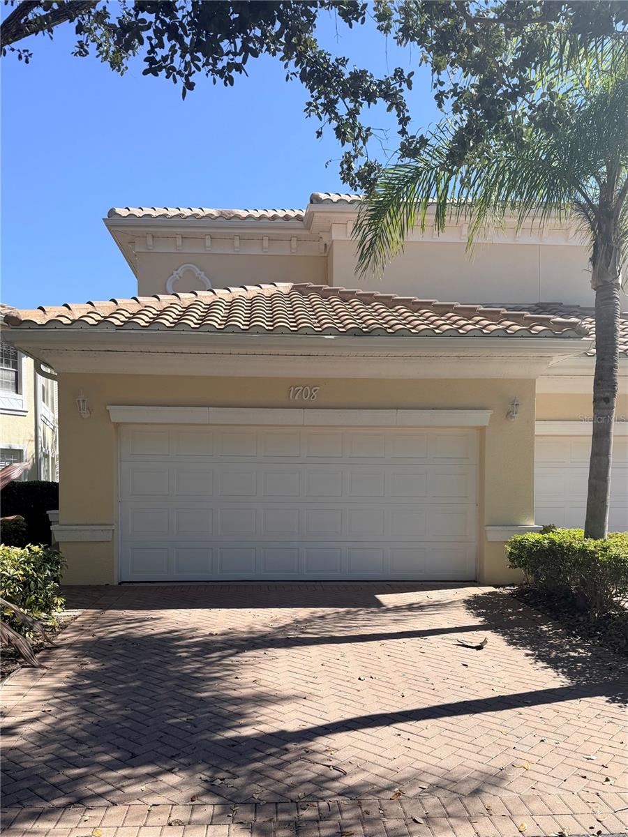 Photo of 1708 Triano Circle #1708, Venice, FL 34292 (MLS # TB8561541)