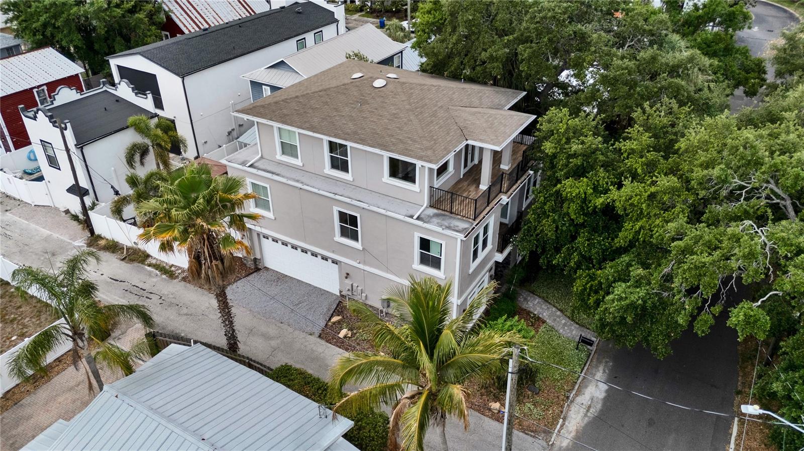 1408 W AZEELE STREET