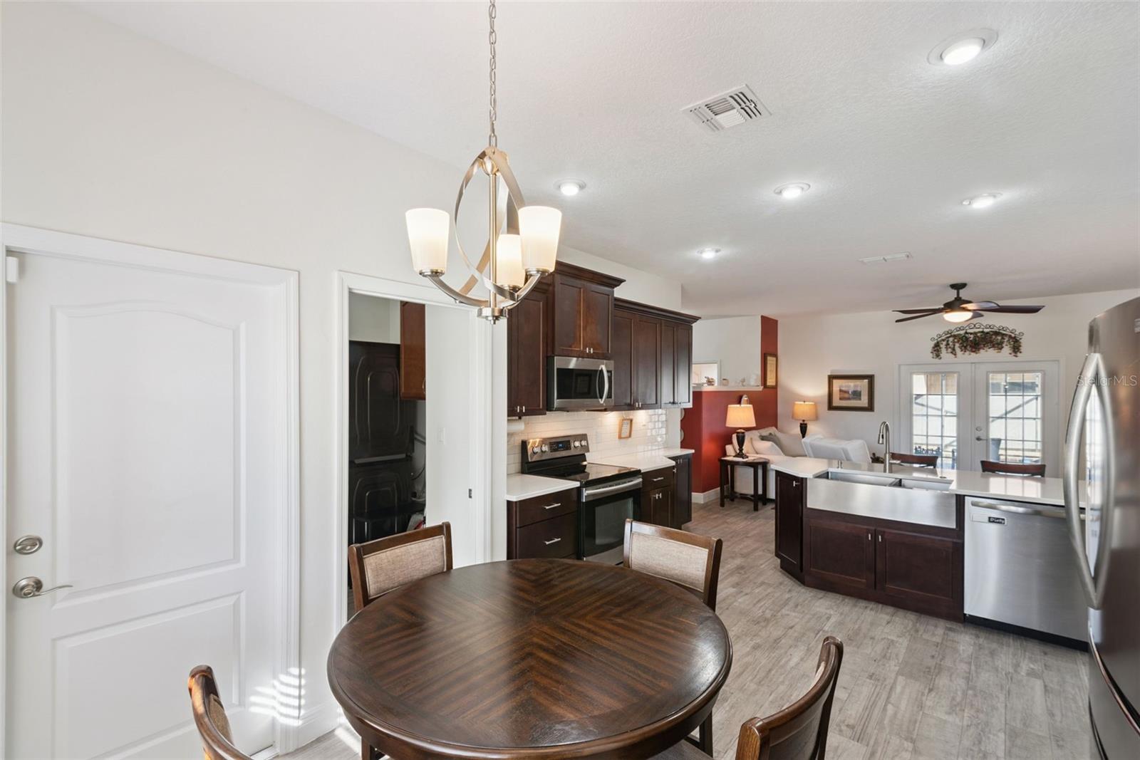 LEESBURG SLEEPY HOLLOW FIRST ADD - Residential