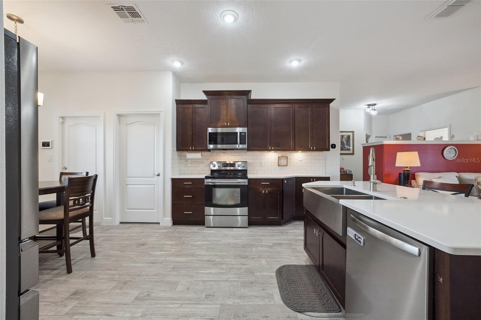 LEESBURG SLEEPY HOLLOW FIRST ADD - Residential