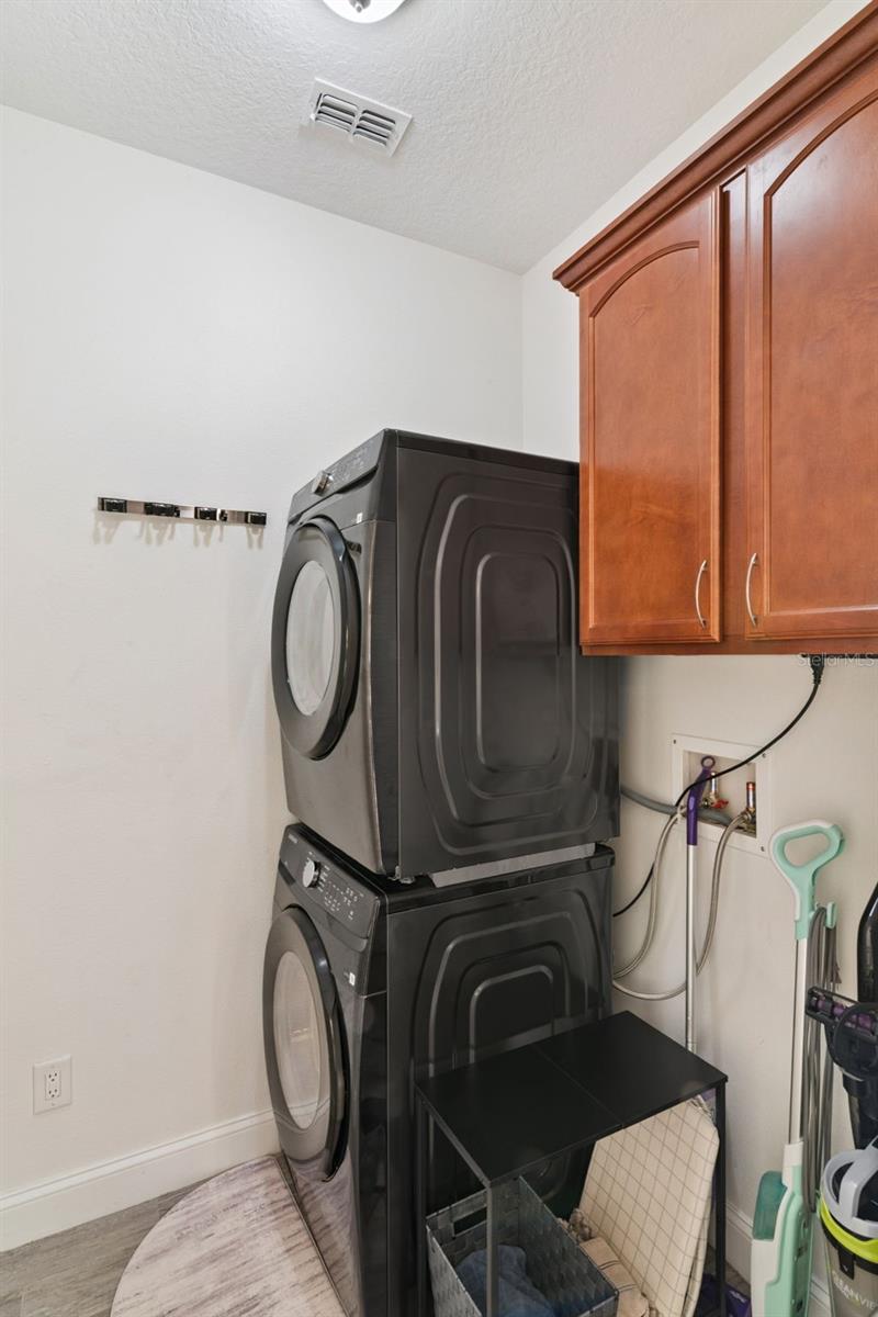 LEESBURG SLEEPY HOLLOW FIRST ADD - Residential