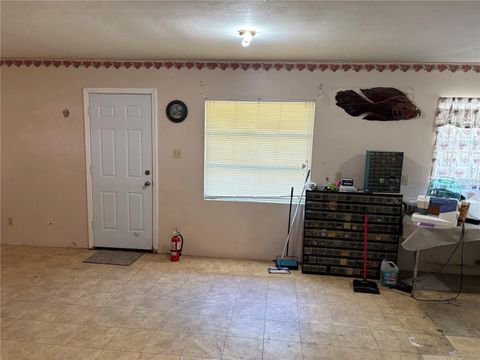 Tiny photo for 131 N C 470, Lake Panasoffkee, FL 33538 (MLS # G5109493)