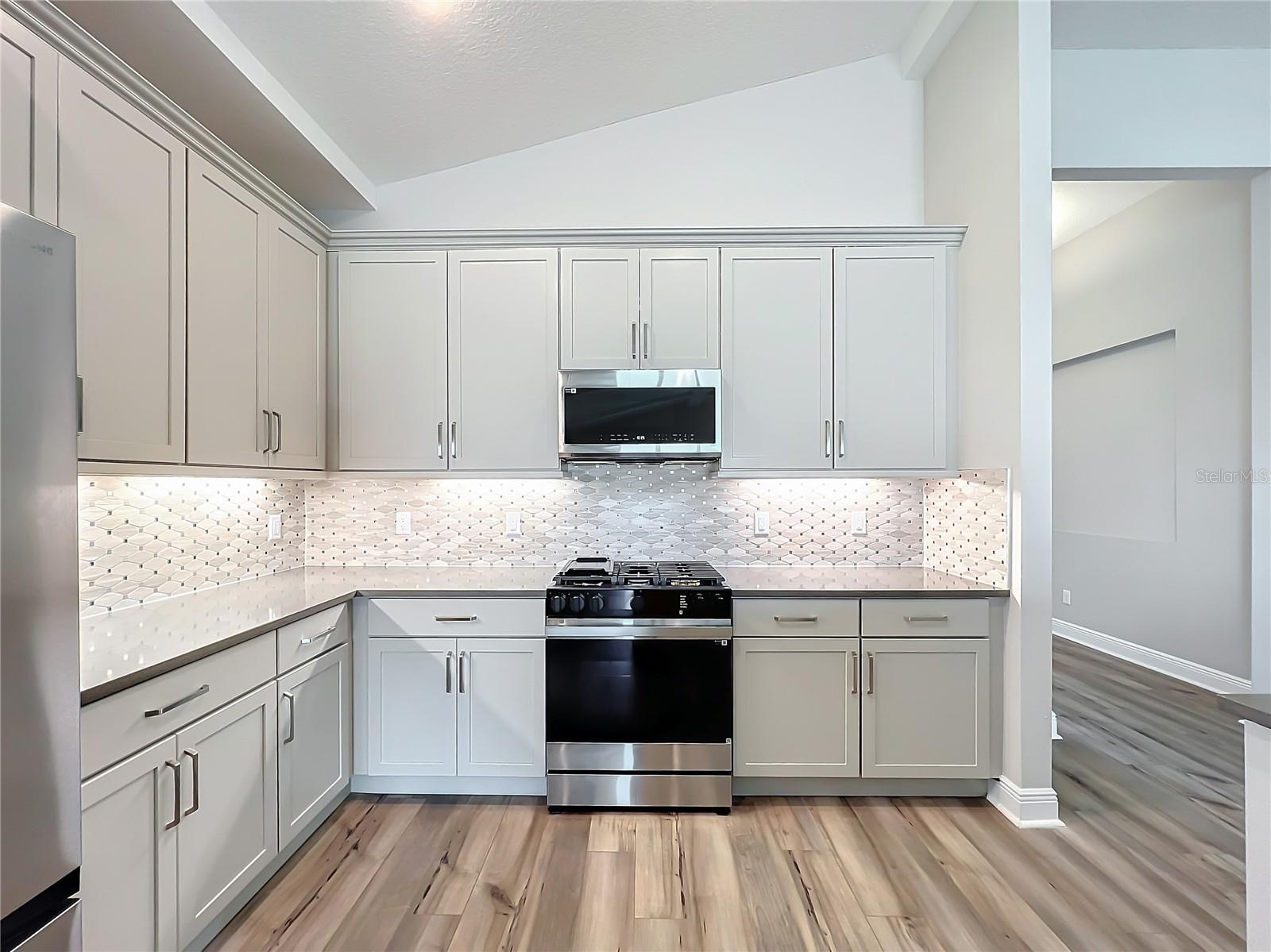 WATERCOLOR PLACE PH II - Residential