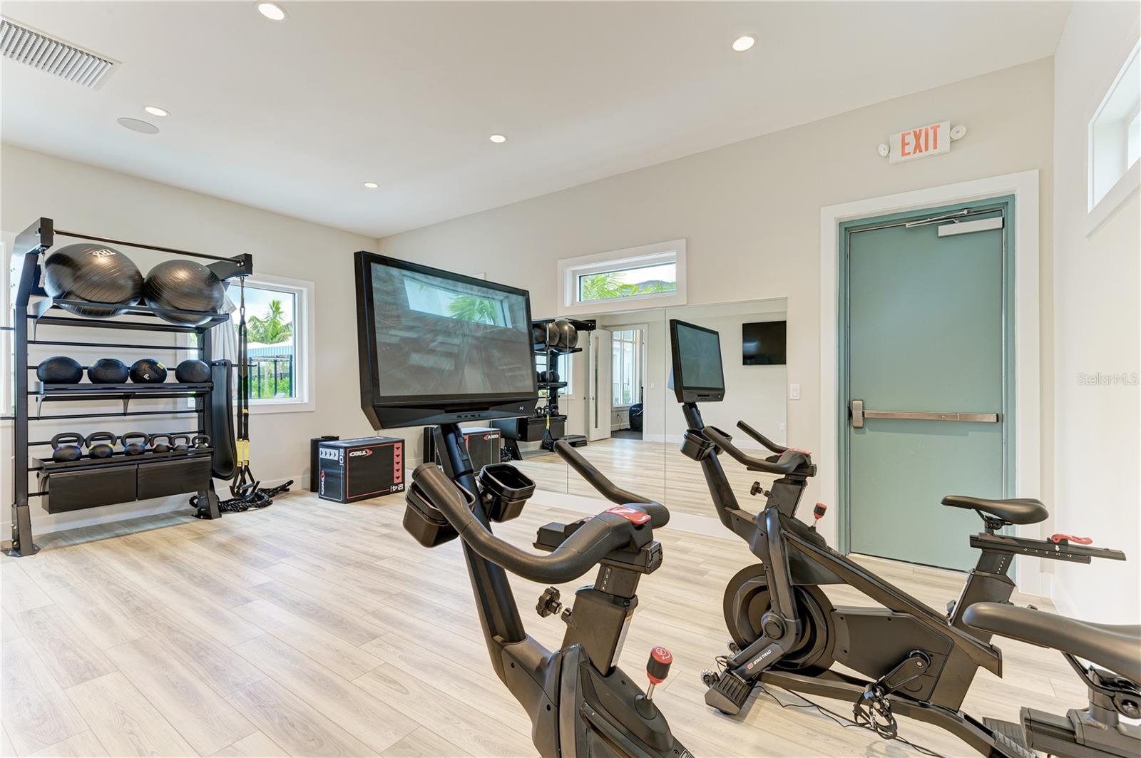 WATERCOLOR PLACE PH II - Residential