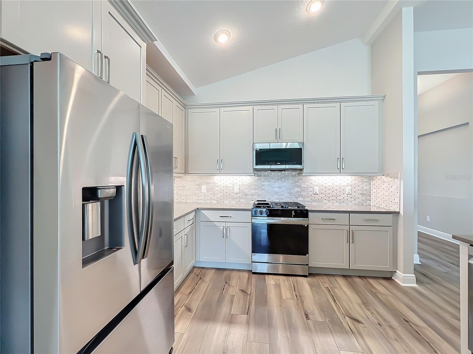 WATERCOLOR PLACE PH II - Residential