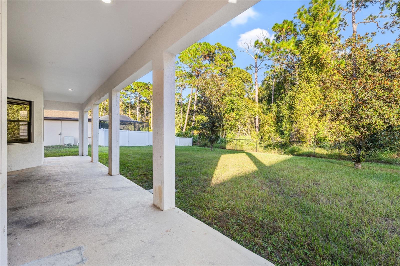 SUNCOAST LAKES PH 02 - Residential Lease