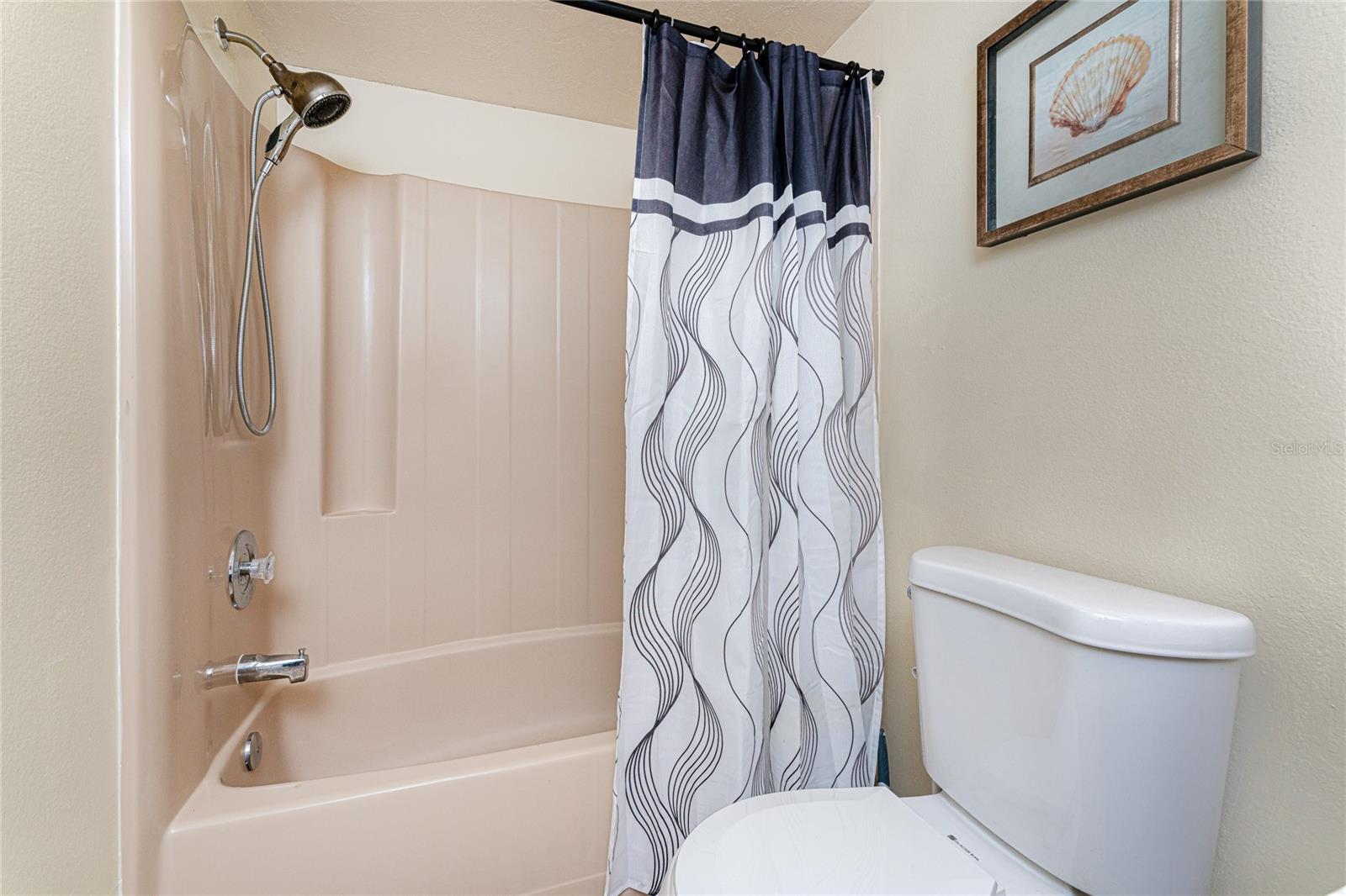 ROTONDA WEST OAKLAND HILLS - Residential Income