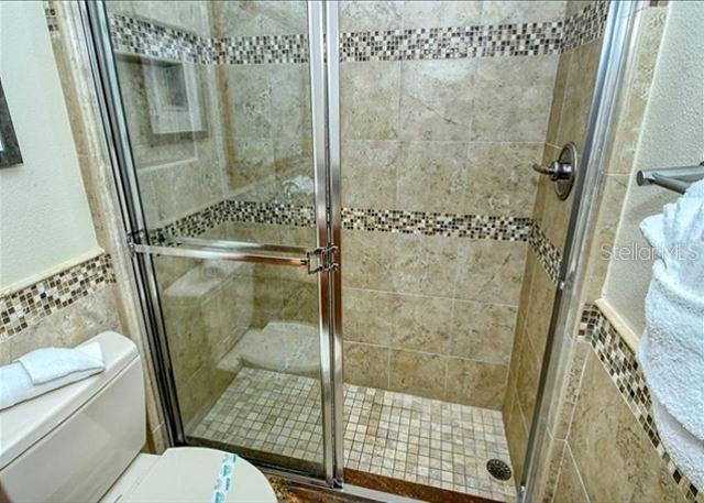 CRESCENT ROYALE - Residential