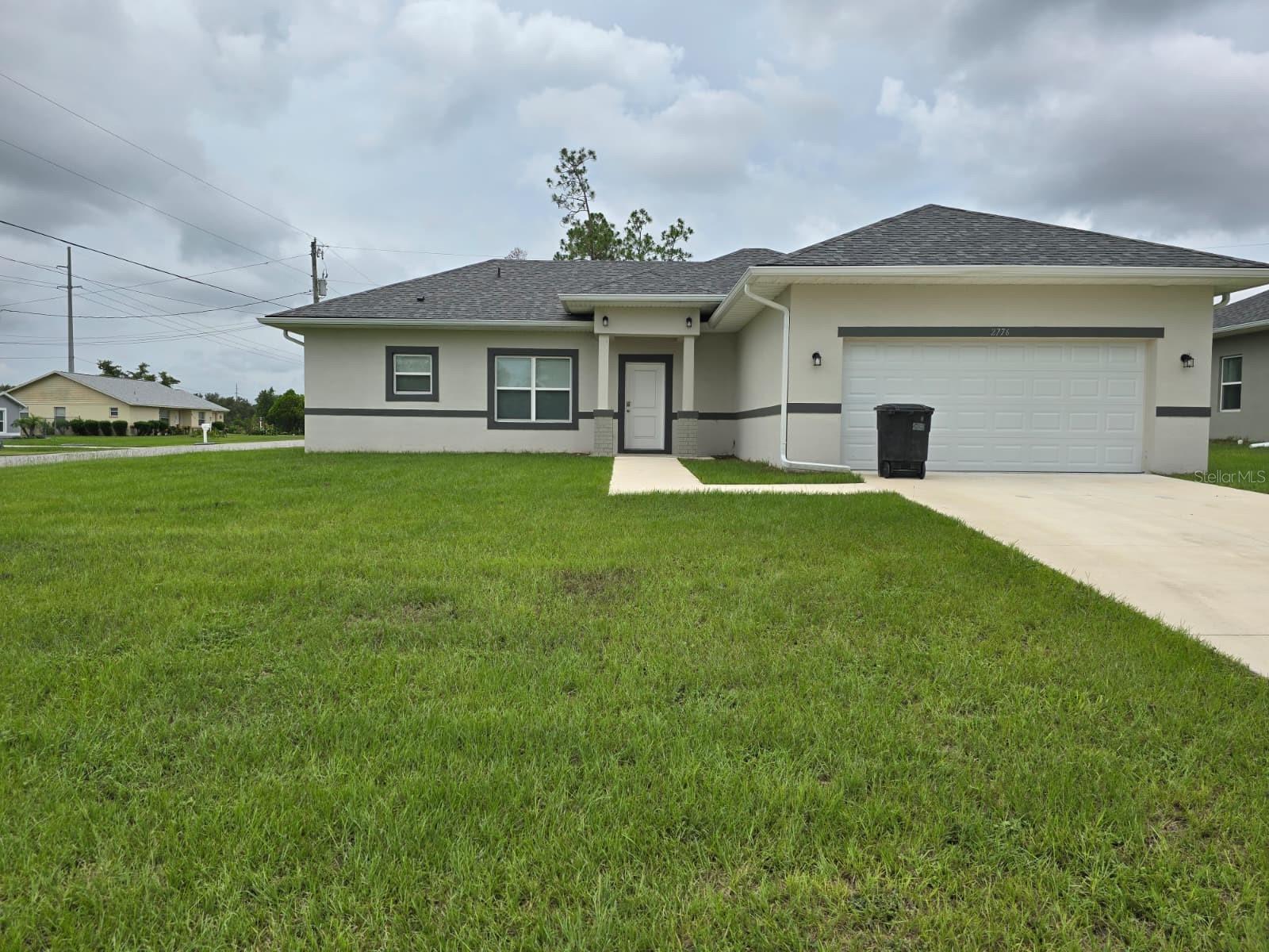 Spacious 4-Bedroom Corner Home for Rent in Ocala!
Welcome to this beautifully maintained single-family home located on a desirable corner lot in the heart of Ocala. This spacious property features 4 comfortable bedrooms and 2 full bathrooms, perfect for families or anyone seeking extra space.
Enjoy the convenience of a well-laid-out floor plan with plenty of natural light, an open living area, and a functional kitchen ready for your personal touch. The home's prime corner location provides added privacy and curb appeal, along with easy access to local schools, shopping, dining, and major roads.
Don’t miss out on this well-located rental opportunity in one of Ocala's most sought-after areas!