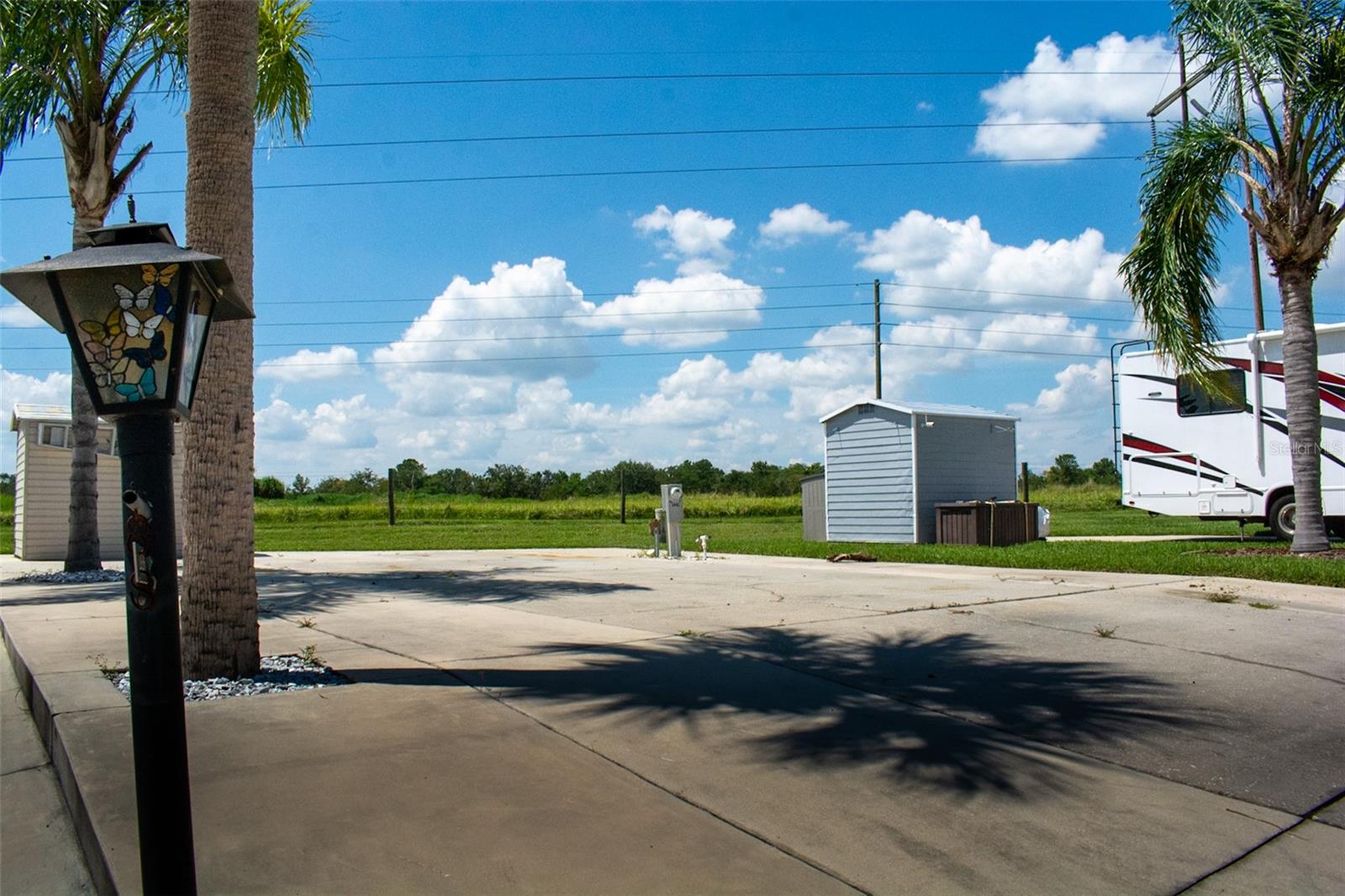 AVION PALMS RESIDENCE - Land