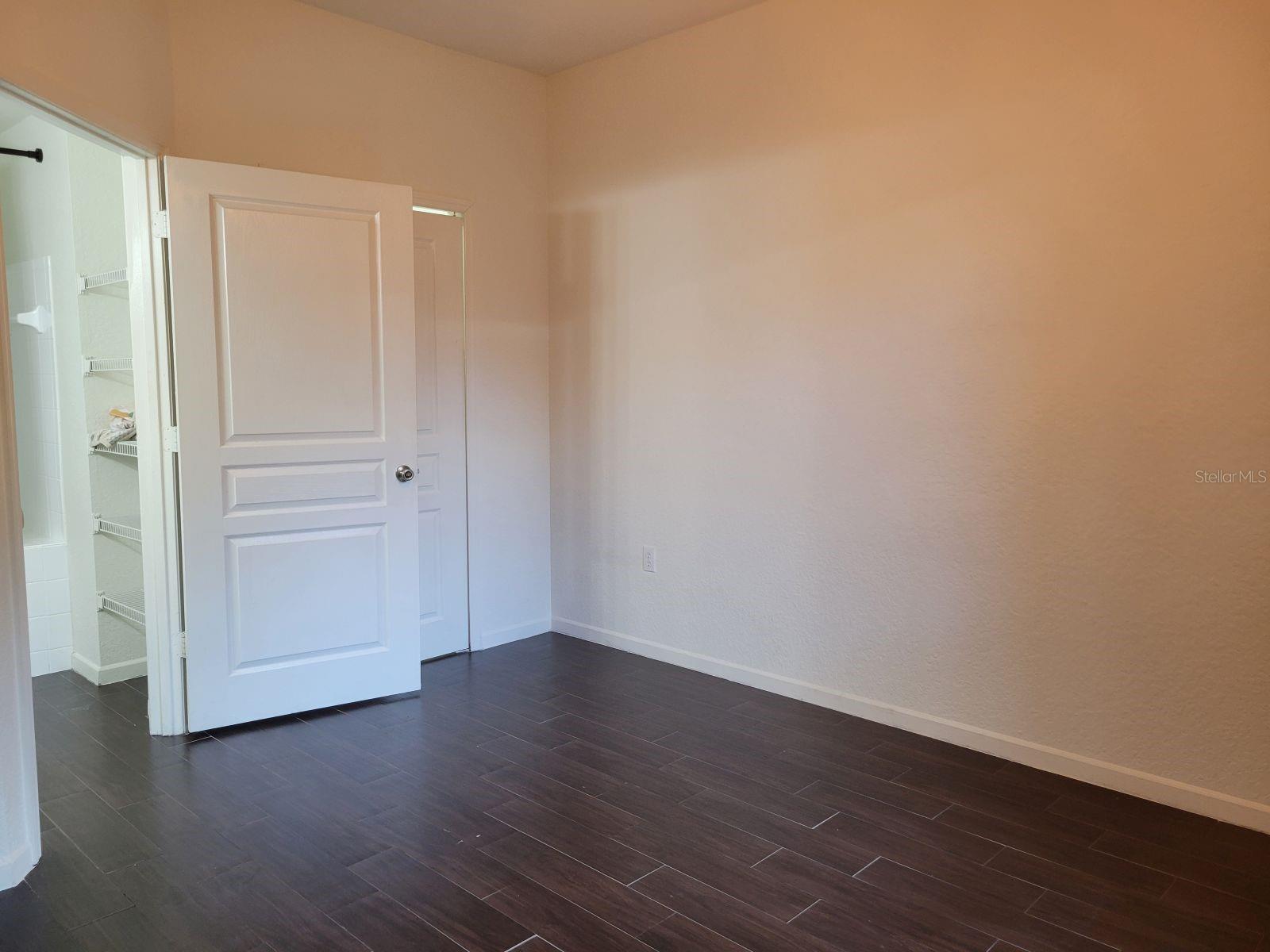 JADE AT TAMPA PALMS A CONDOMIN - Residential Lease