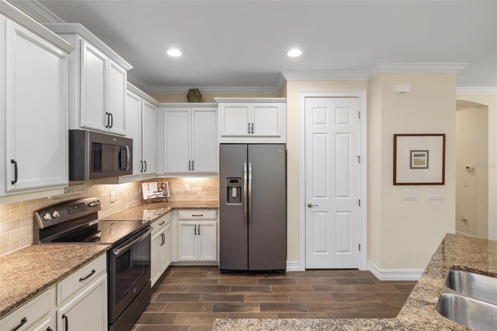 TOSCANA ISLES UNIT1 - Residential