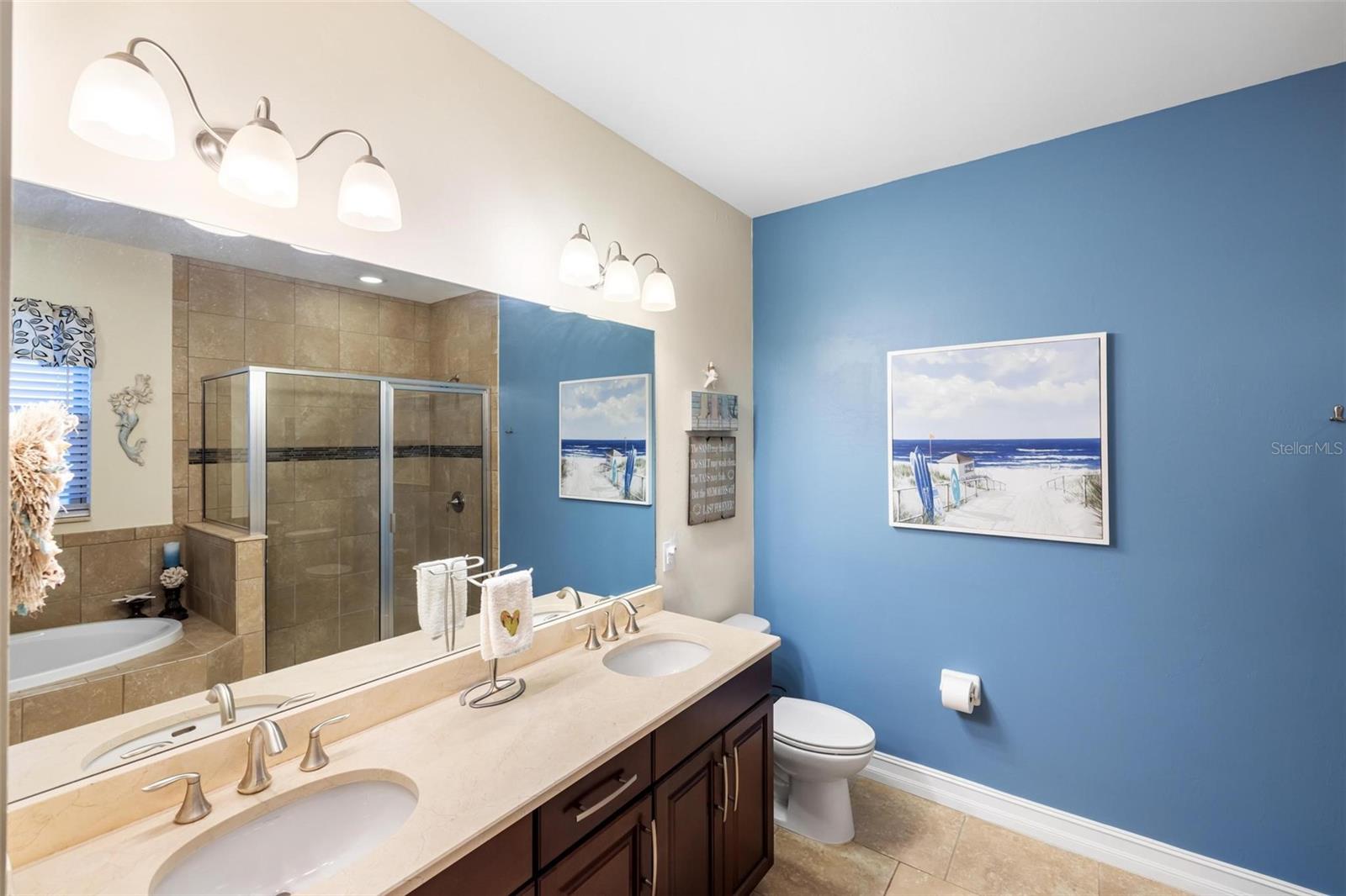 TOSCANA ISLES UNIT1 - Residential