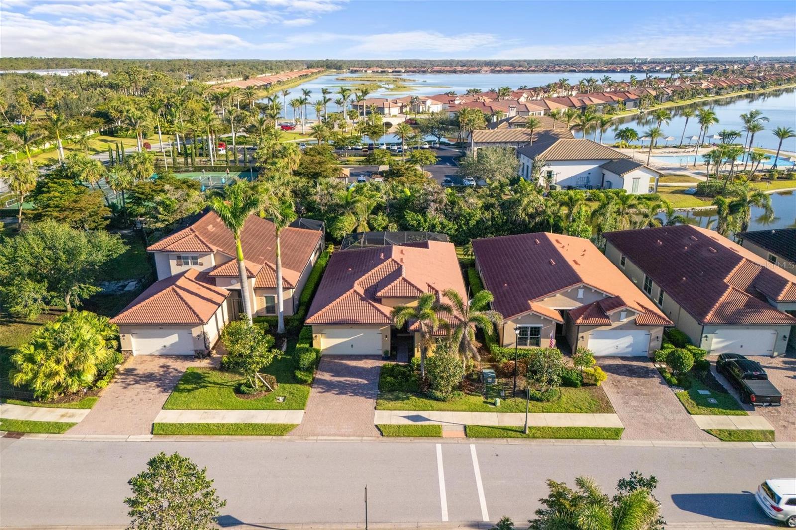 TOSCANA ISLES UNIT1 - Residential