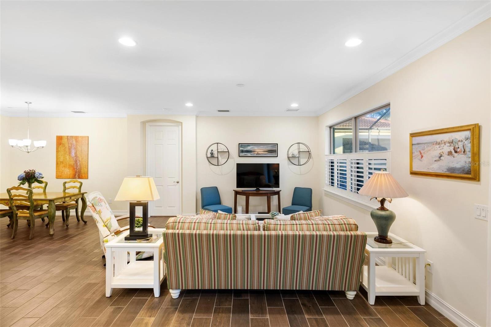 TOSCANA ISLES UNIT1 - Residential