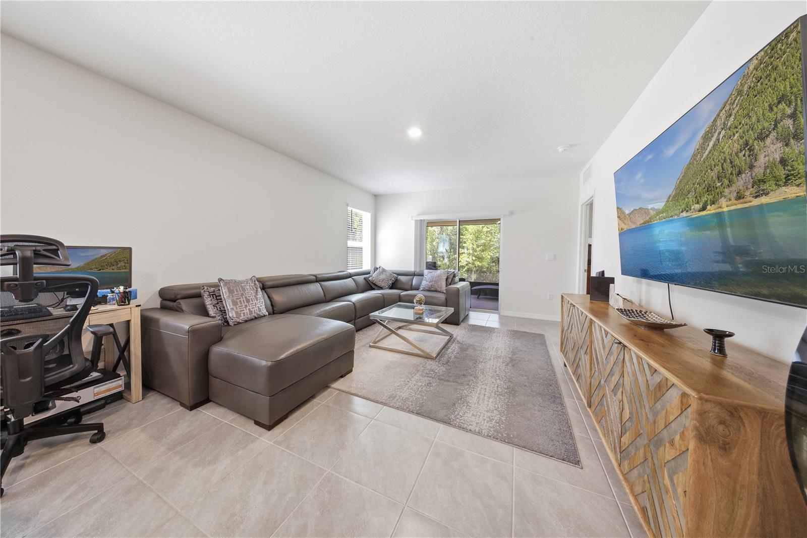 PELHAM PARK PH 3 - Residential
