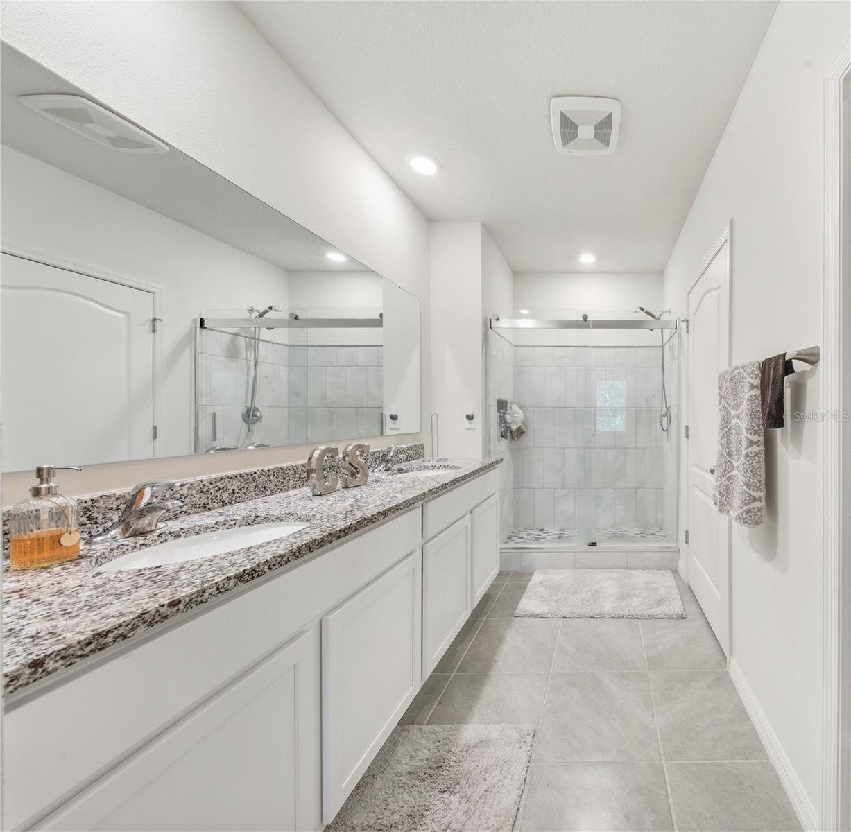 PELHAM PARK PH 3 - Residential