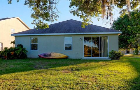 A home in LAND O LAKES