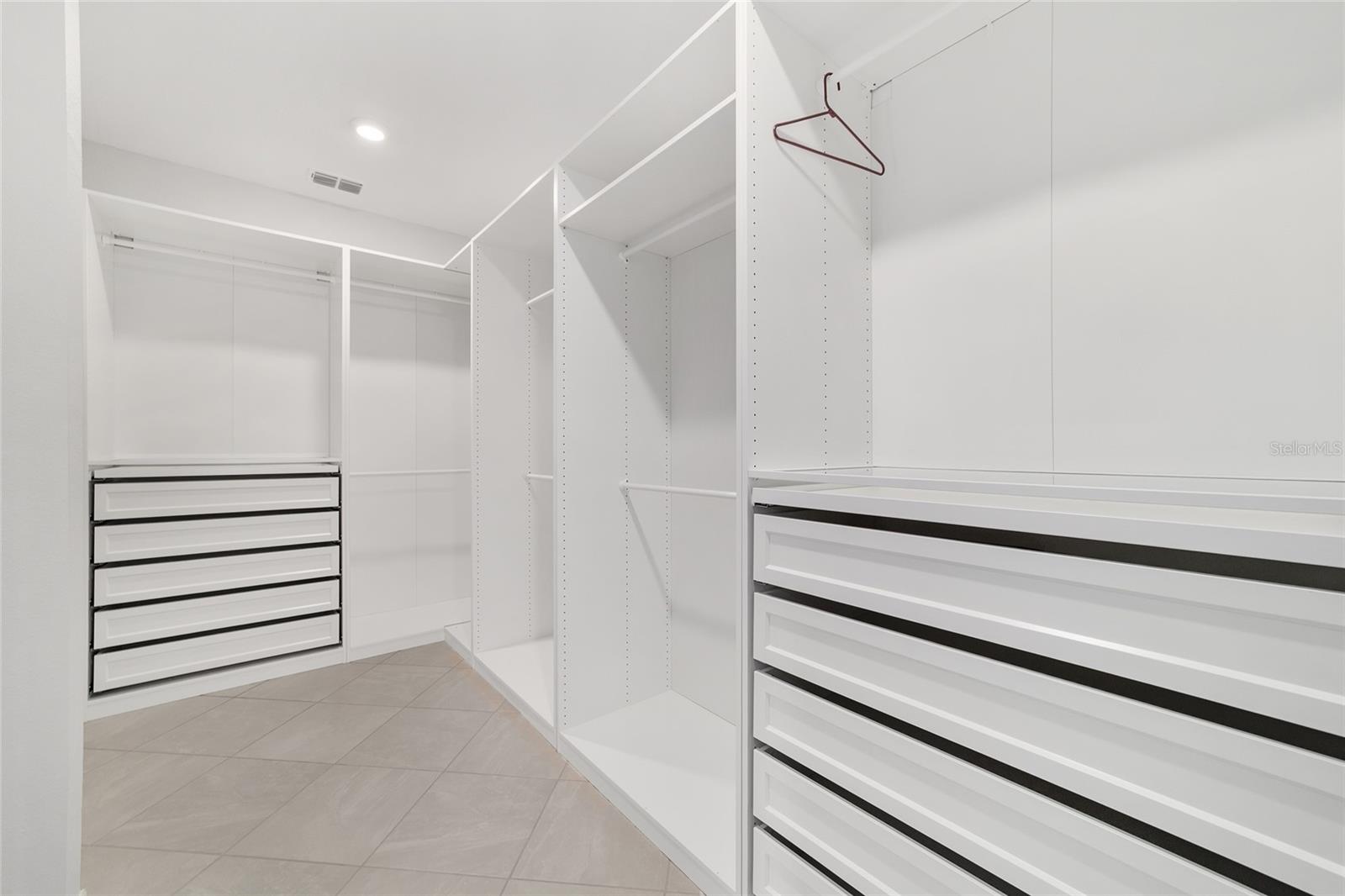 CALESA TOWNSHIP - Residential