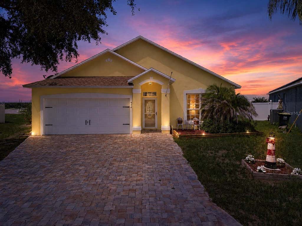 Photo of 448 Cotswold Circle, Davenport, FL 33837 (MLS # G5116663)