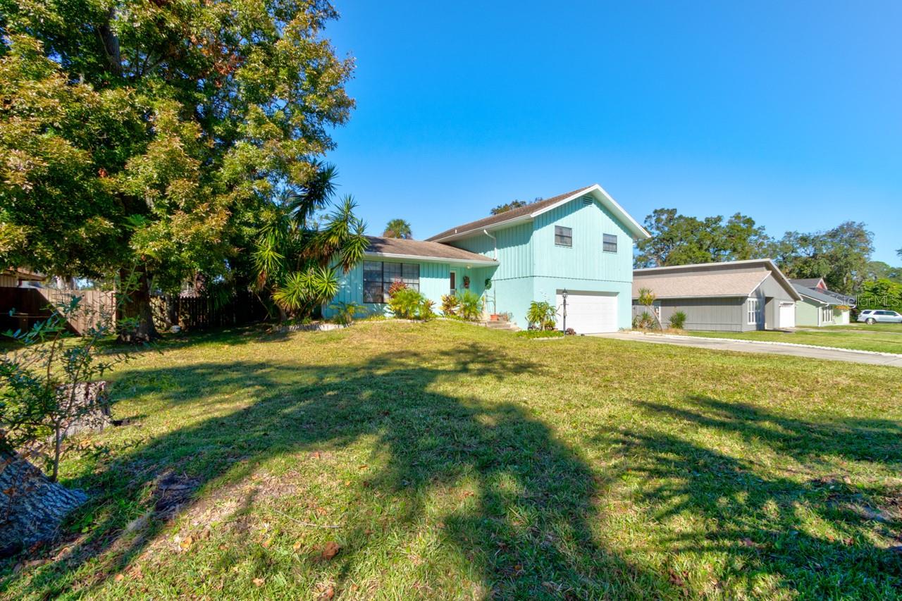 453 MERRIMAC DRIVE